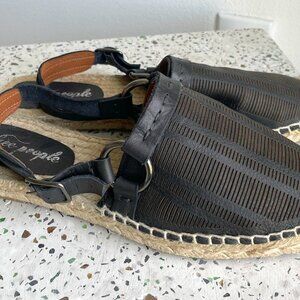 Free People Sandals // Size 38
